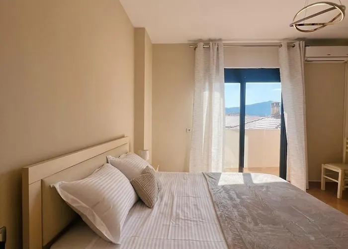 Shestani Σκόδρα