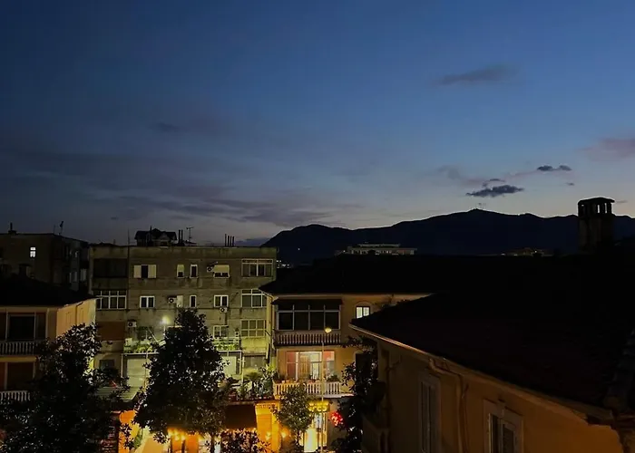 Shestani Apartamento