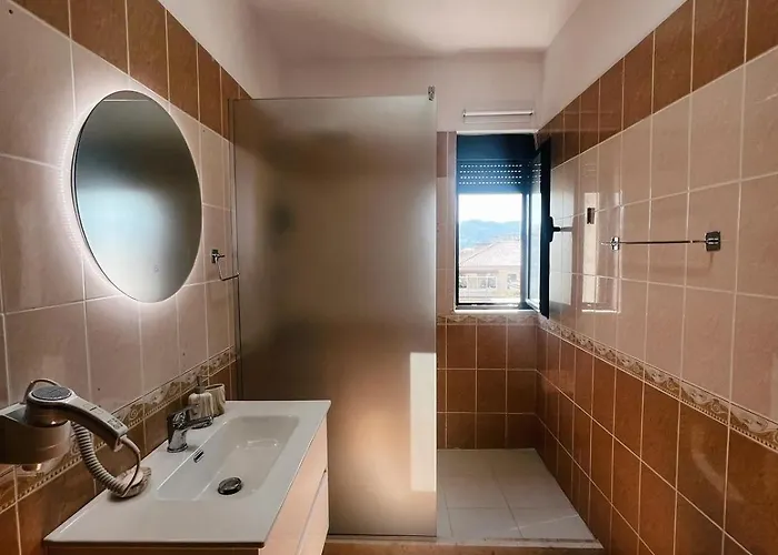 Apartamento Shestani